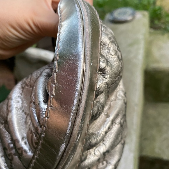 Gorgeous Authentic Gucci Guccissima Queen Bag - Picture 11 of 12